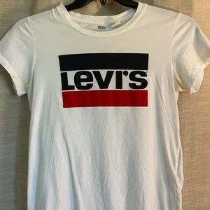 Levi’s T-Shirt